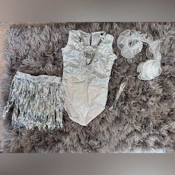 Glamour Costumes white sequin leotard & sequin skirt, girls dance outfit-size MC - Picture 1 of 9